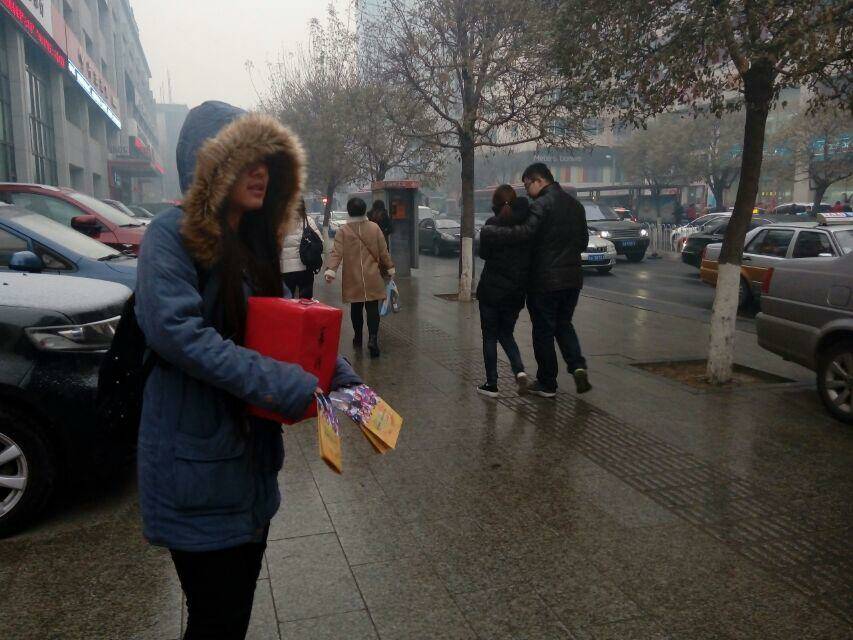 经济学院爱心包裹,吉大在行动